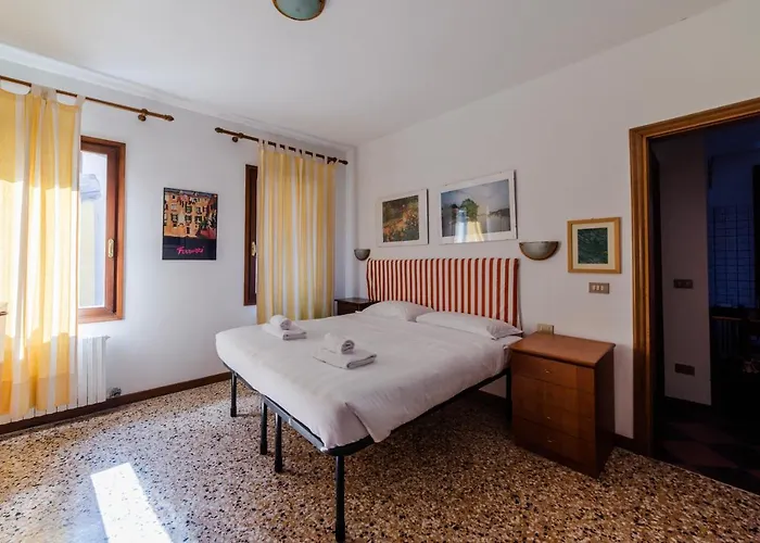 Ca' Muneghe, Spazioso E Luminoso Apartman *